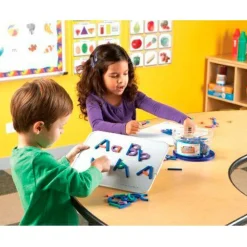 Vis Alle Varer (Særlige Behov)|Logik & Talforståelse<Learning Resources Byg et bogstav eller tal - magneter
