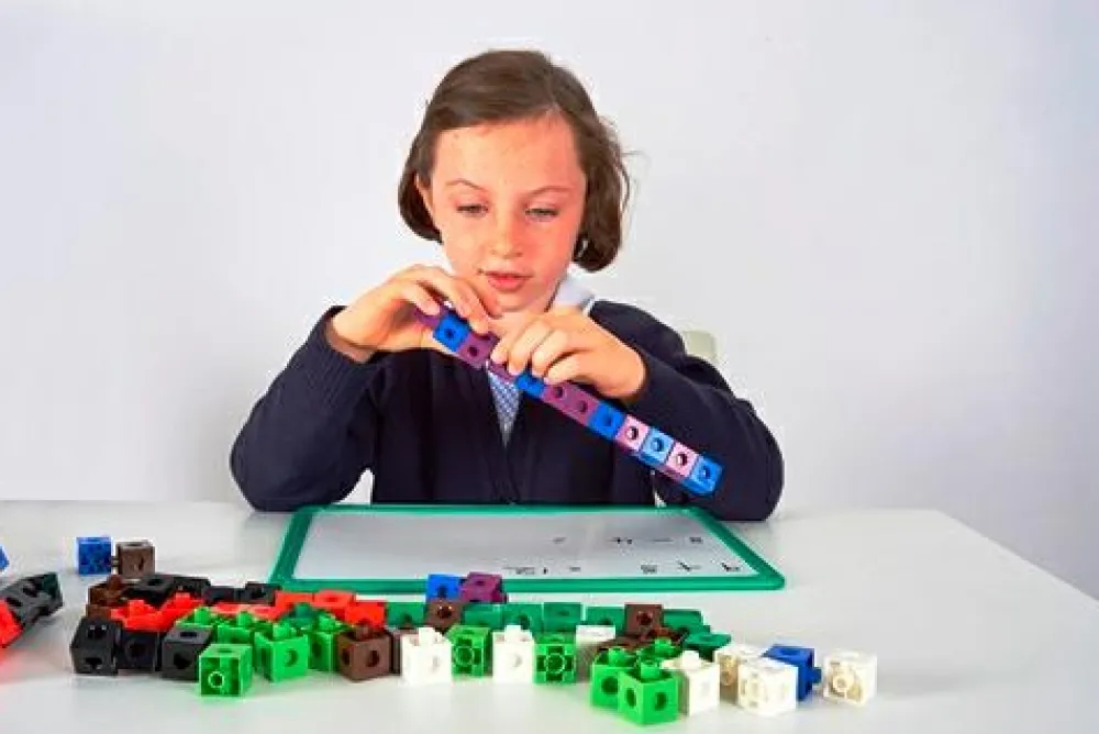 Vis Alle Varer (Særlige Behov)|Finmotorik< Cubes 2 cm – 100 stk.