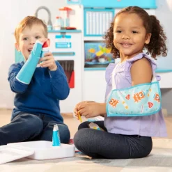 Rolleleg<Melissa & Doug Førstehjælpssæt, 26 dele