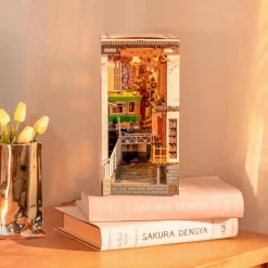 Voksenværk|Byggesæt< Hyldetrylleri - Sakura Densya
