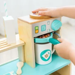 Legekøkken & Legemad<Melissa & Doug Kaffebar i træ, 35 dele