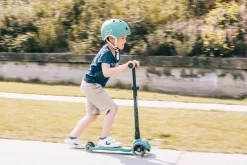 Løbehjul<Scoot & Ride Løbehjul - Highwaykick 3 m. LED, Forest