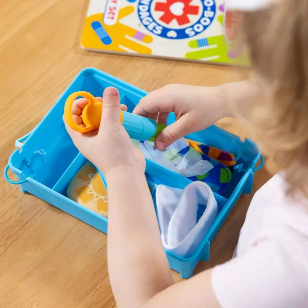 Rolleleg<Melissa & Doug Legesæt - Sår & skrammer, 16 dele