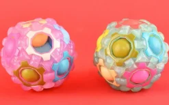 Finmotorik|Legetøj Til Ferien< Magic Ball m. glow effekt (ass.), 1 stk