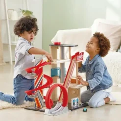 Dukkehus & Legesæt<Hape Parkeringshus inkl. stunt-rampe