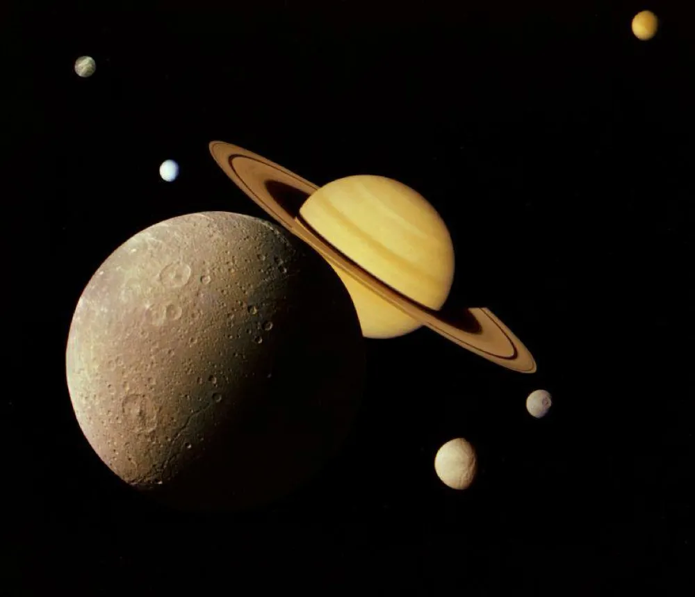 Naturvidenskab|Astronomi<Brainstorm Projektor - Rummet