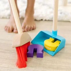 Rolleleg<Melissa & Doug Rengøringssæt m. 11 dele