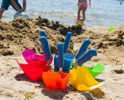 Udeleg|Strand- & Sandlegetøj< Sandleg - Håndgraver med håndtag