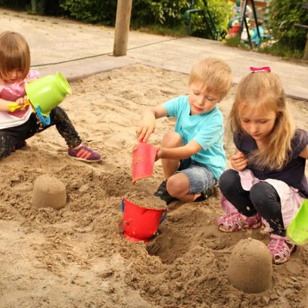 Udeleg|Strand- & Sandlegetøj<Beleduc Sandleg - Spand