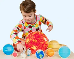 Trælegetøj|Montessori< Solsystem i træ, 12 dele