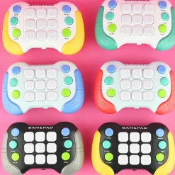 Fidget Toys|Legetøj Til Ferien< Spillekonsol med 5 spil (ass.), 1 stk